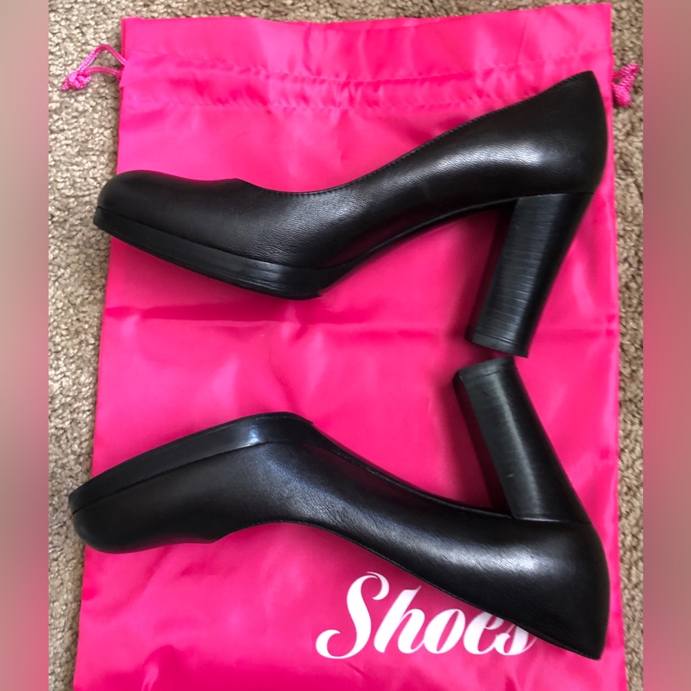 Bally Emblem Black Pumps High Block Heel 100% Genuine Italian Leather